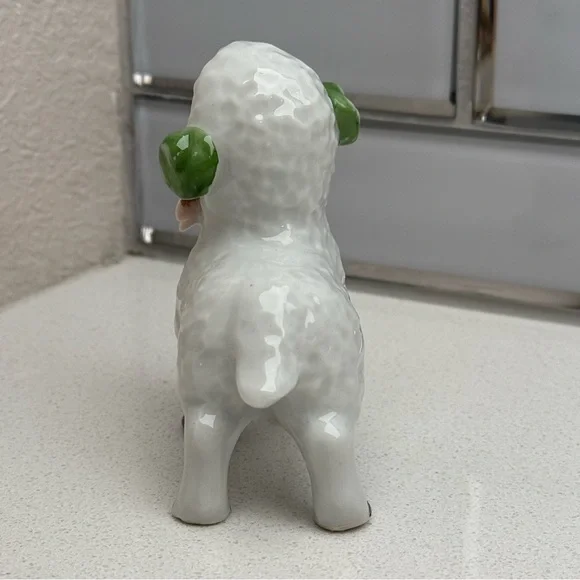 Vintage Glossy Ceramic Lamb Figurine Easter 1950s Springtime Decor Made in Japan - Picture 5 of 17
